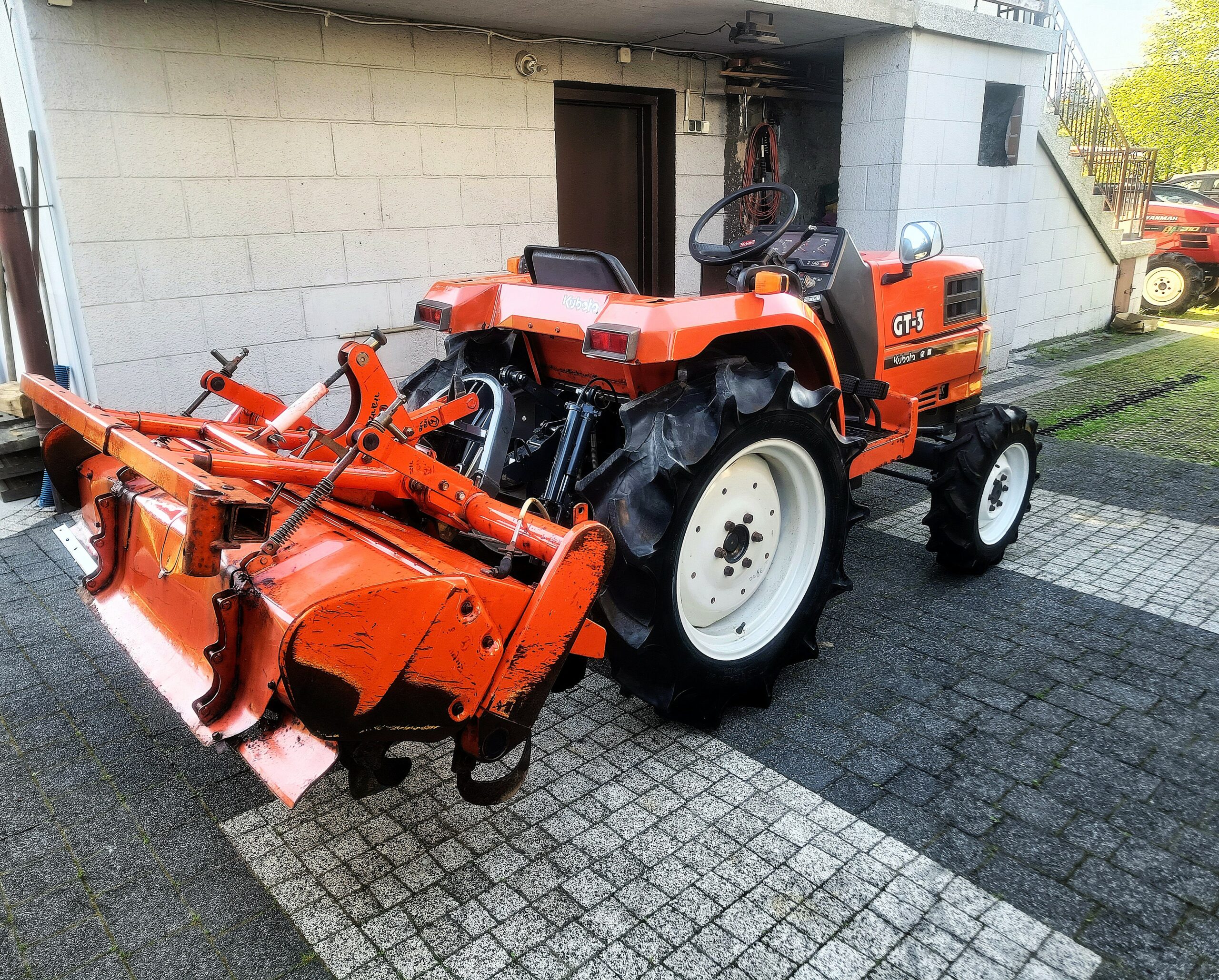 Kubota GT-3 - obrazek 3