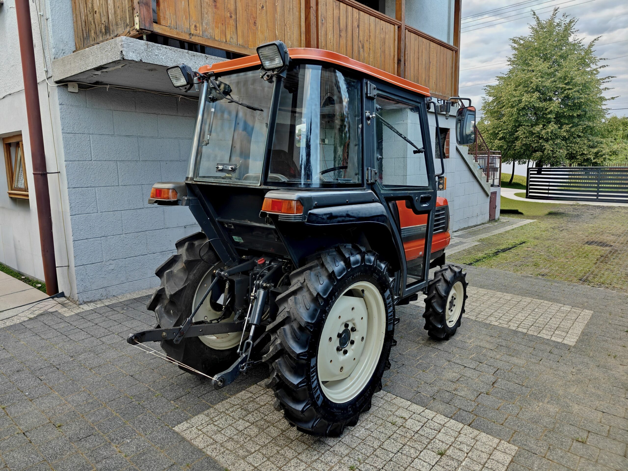 Kubota GL - 240 - obrazek 3