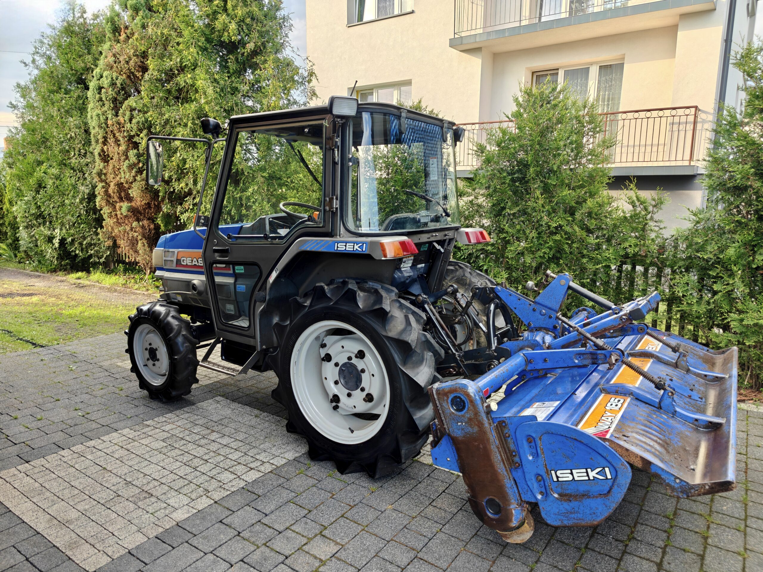 Iseki TG 25 - obrazek 4